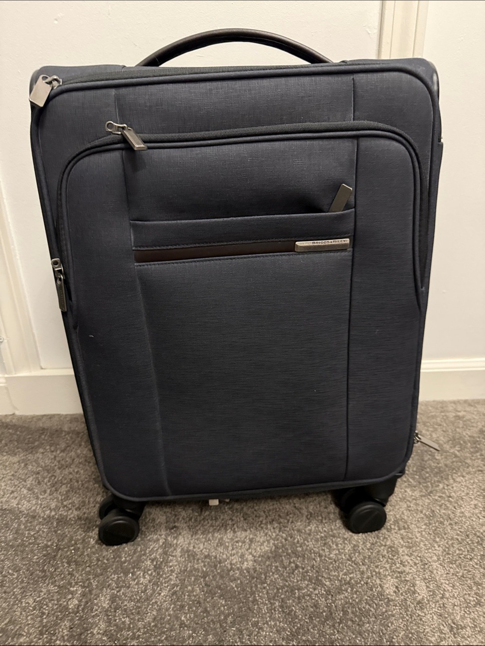 Briggs & Riley Dark Navy Softside Carry-On Spinner Brand New with out tag